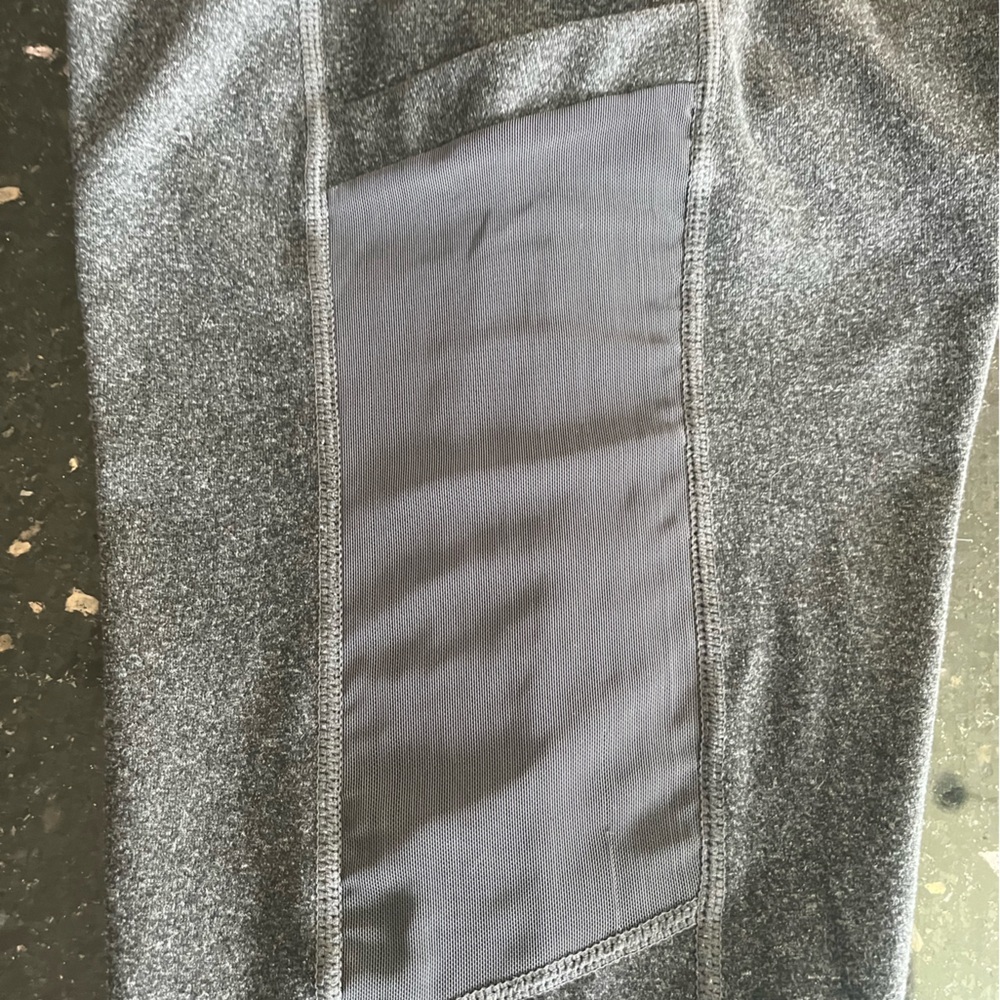 Fabletics Mid-Rise Ultracool Shine - image 7